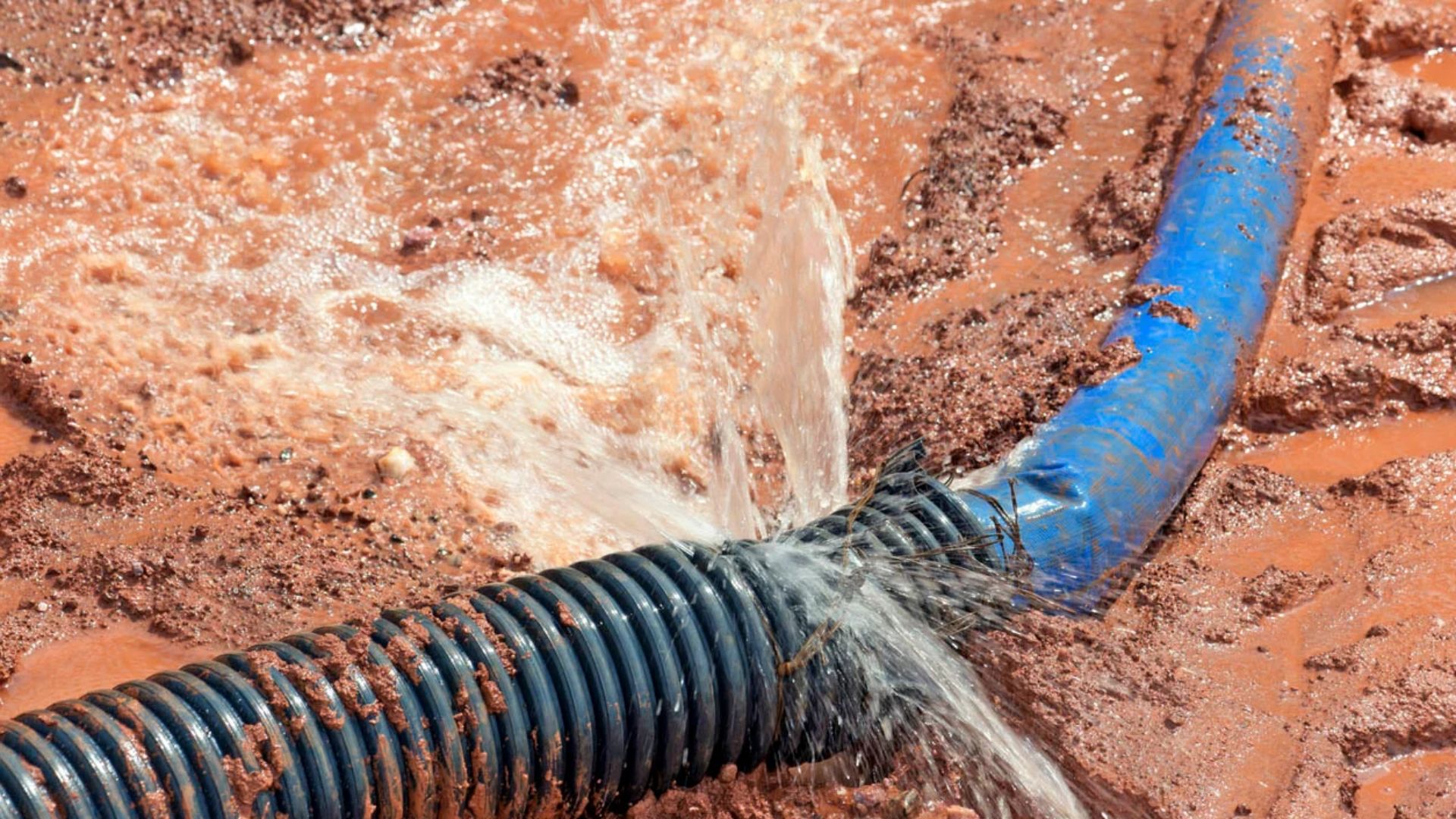 DIY Burst Pipe Repair Guide: When to Fix it Yourself vs Calling a Plumber